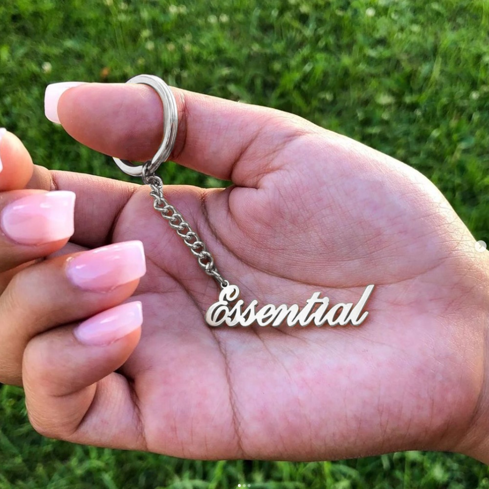 Custom Old English Keychain Pe - đánh giá và giá Vintage Fashion Names