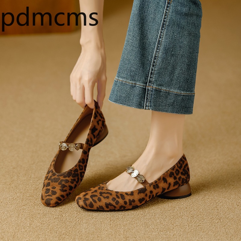 Designer Women's Shoes Vintage - đánh giá và giá Vintage Fashion Designers