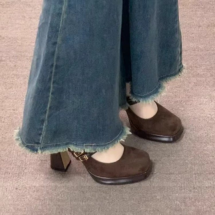 Vintage Thick High Women Mary  - đánh giá và giá Vintage Fashion Designers